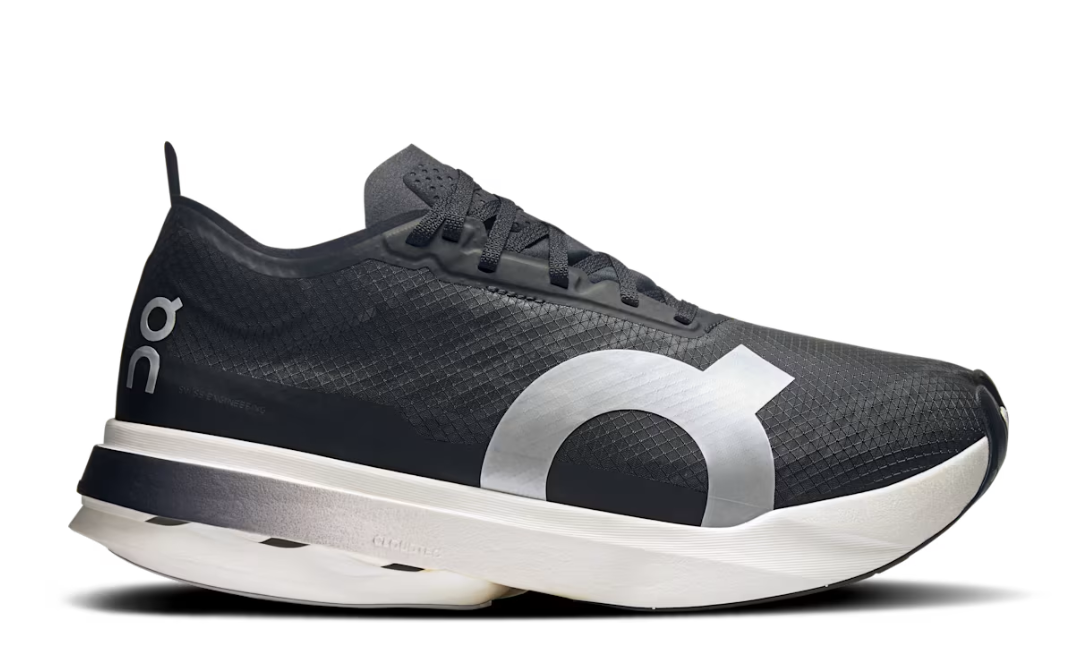 ON - Cloudboom Strike 'Black | White'
