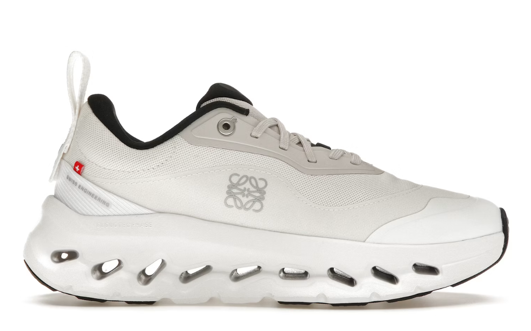 ON - Cloudtilt 2.0 x LOEWE 'Sand White'