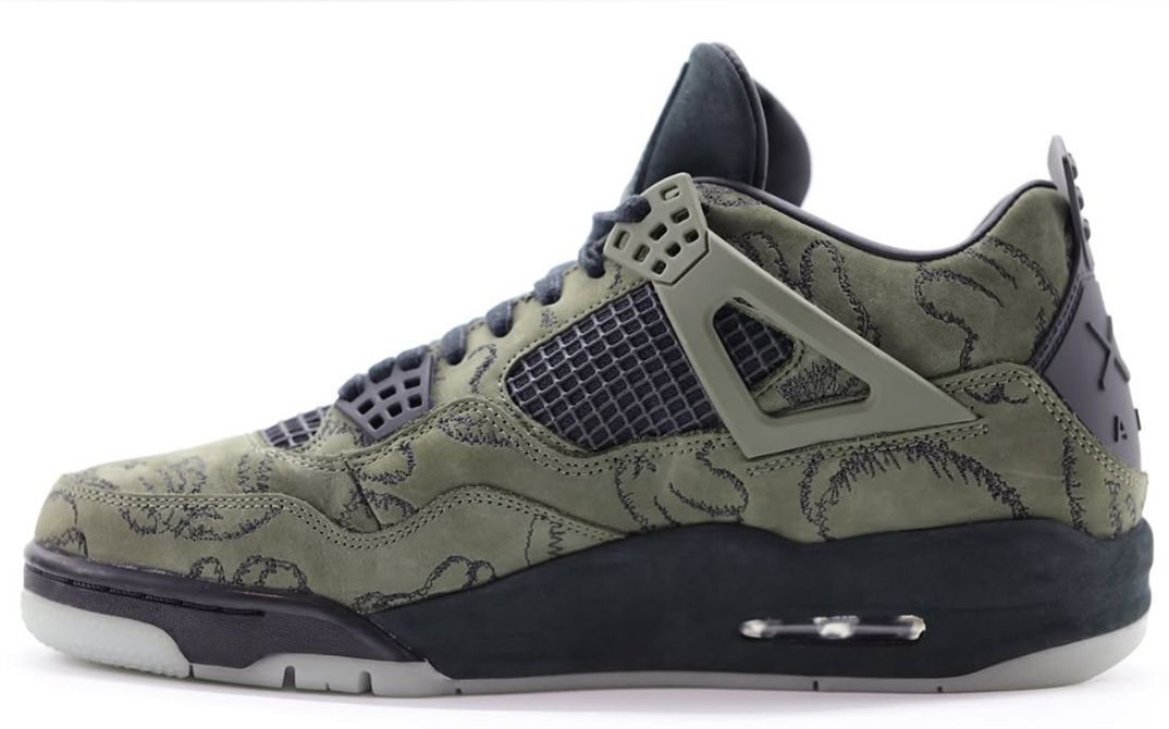 Jordan 4 Retro Kaws “Green”