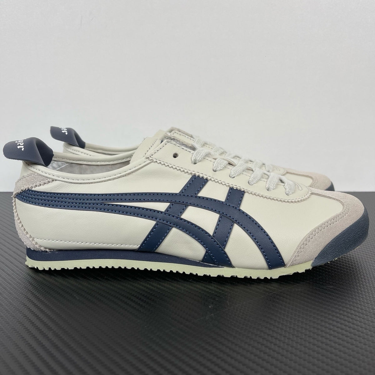 Onitsuka Tiger Mexico 66 'Birch Peacoat'