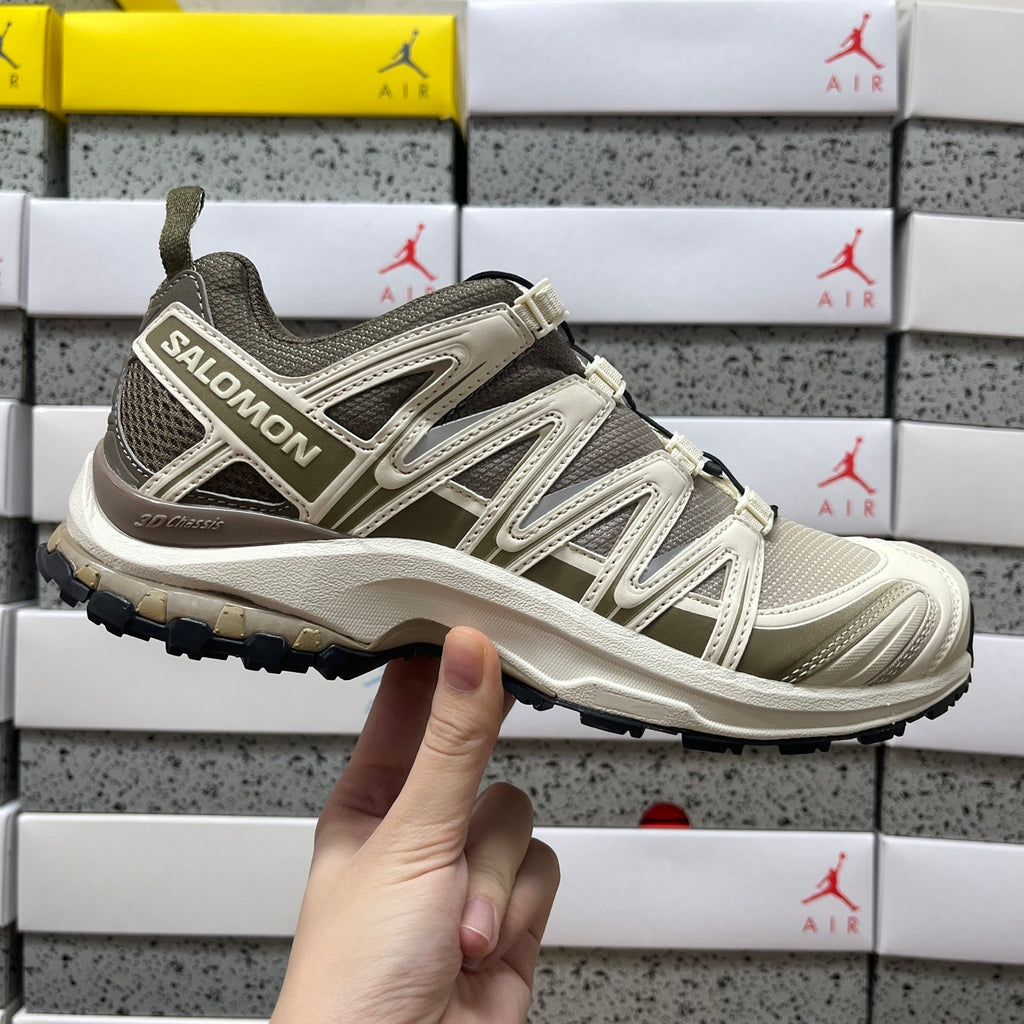 SALOMON-XA Pro 3D 'Stone Gray Almond Milk'