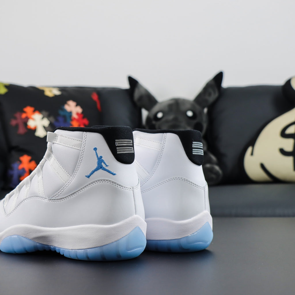Jordan 11 Retro 'Legend Blue'