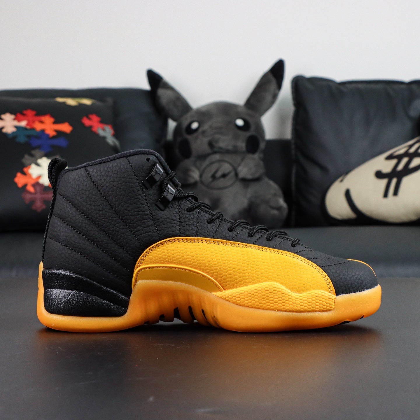 Jordan 12 Retro 'University Gold'