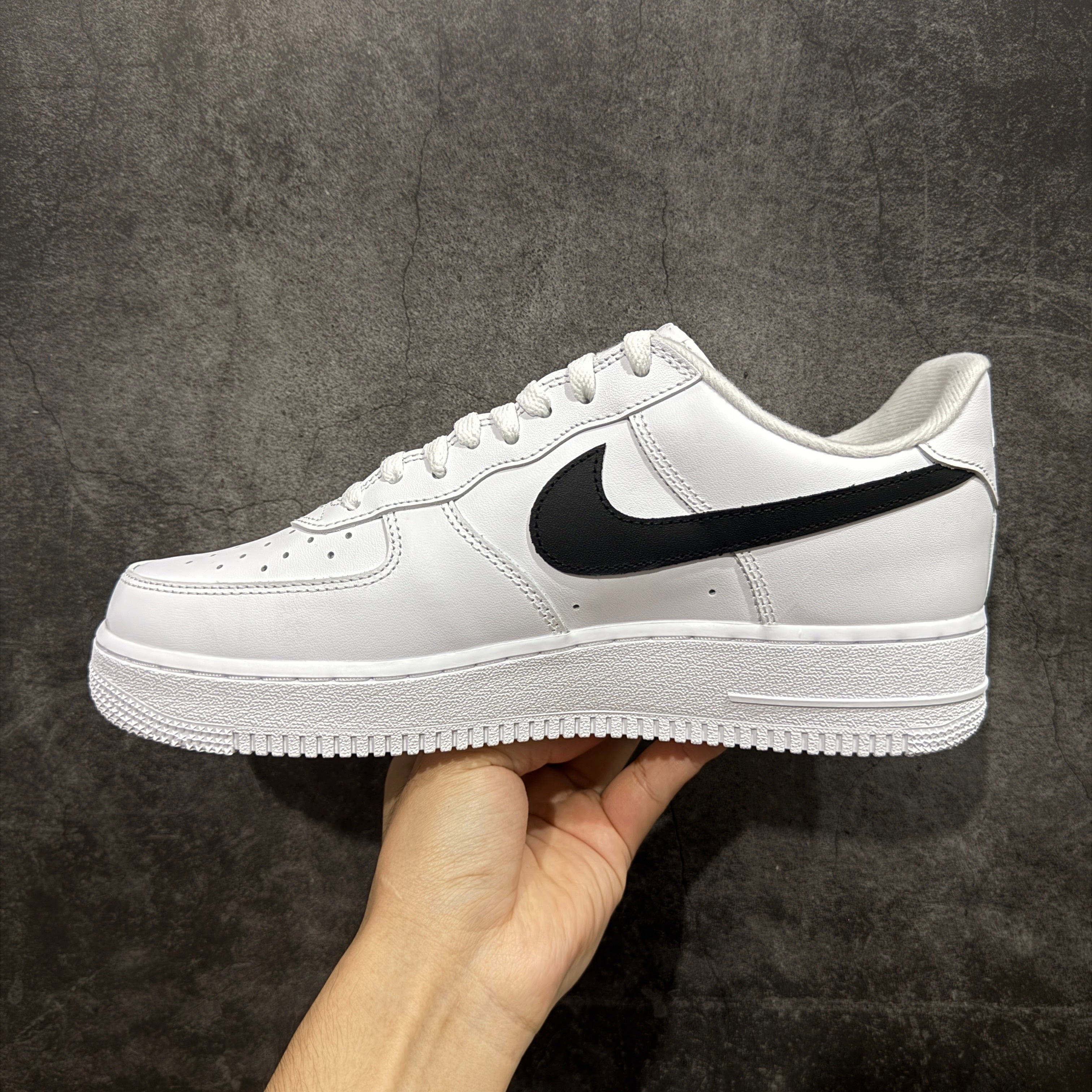 Nike Air Force 1 Low x Supreme 'White Black'