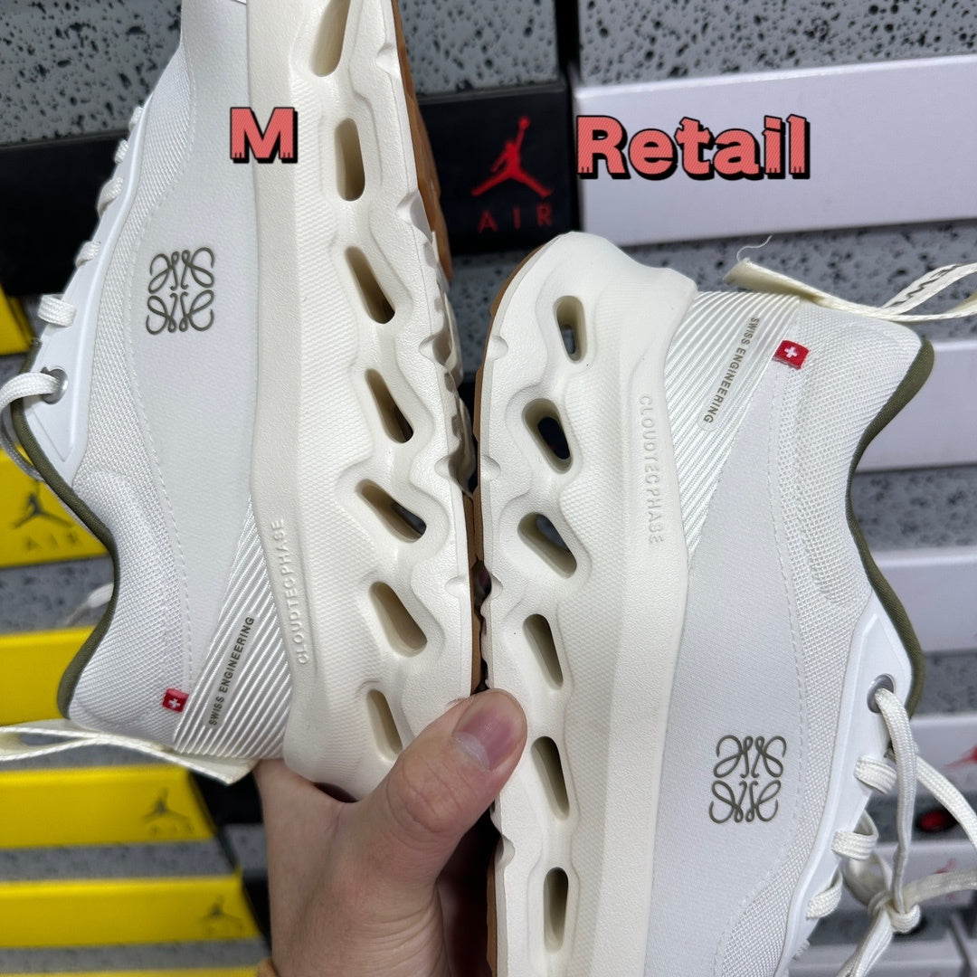 ON - Cloudtilt 2.0 x LOEWE 'White Khaki'