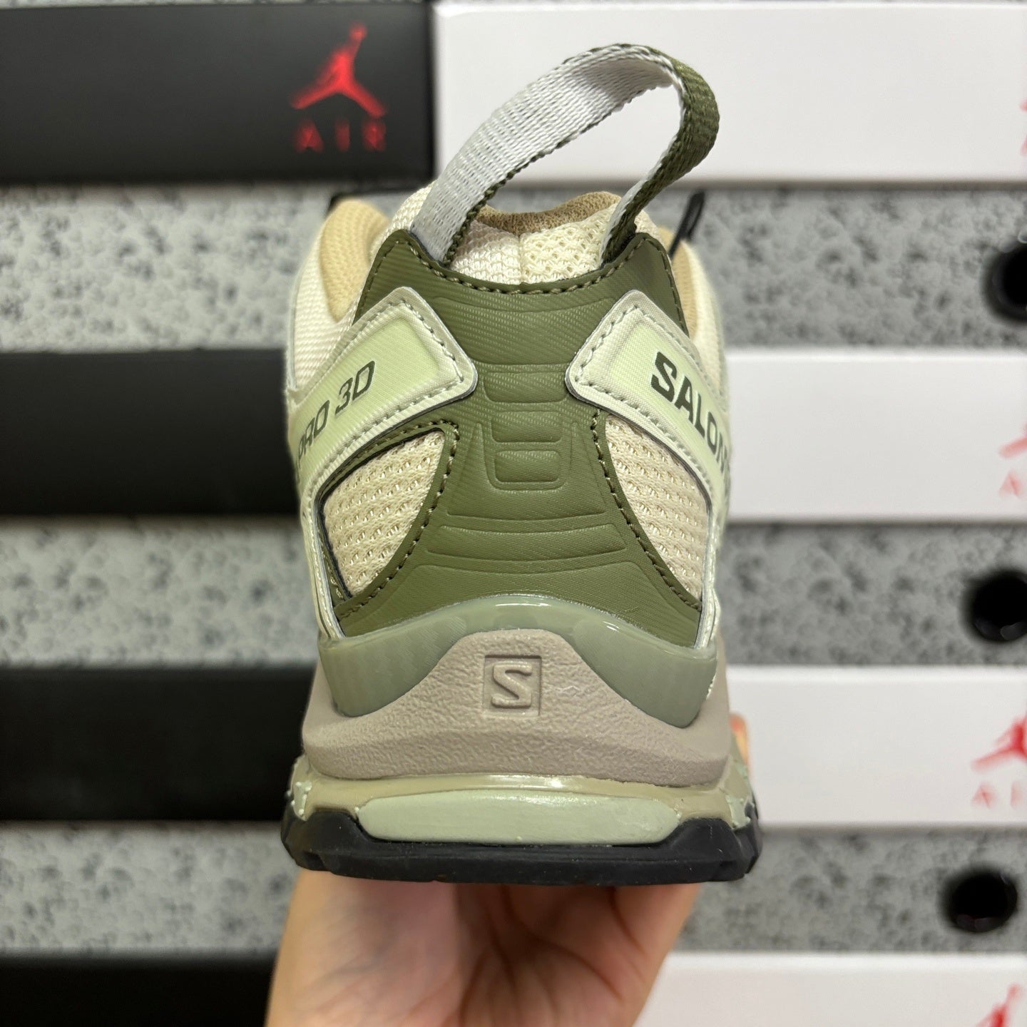 SALOMON-XA Pro 3D 'Almond Milk White Pepper'