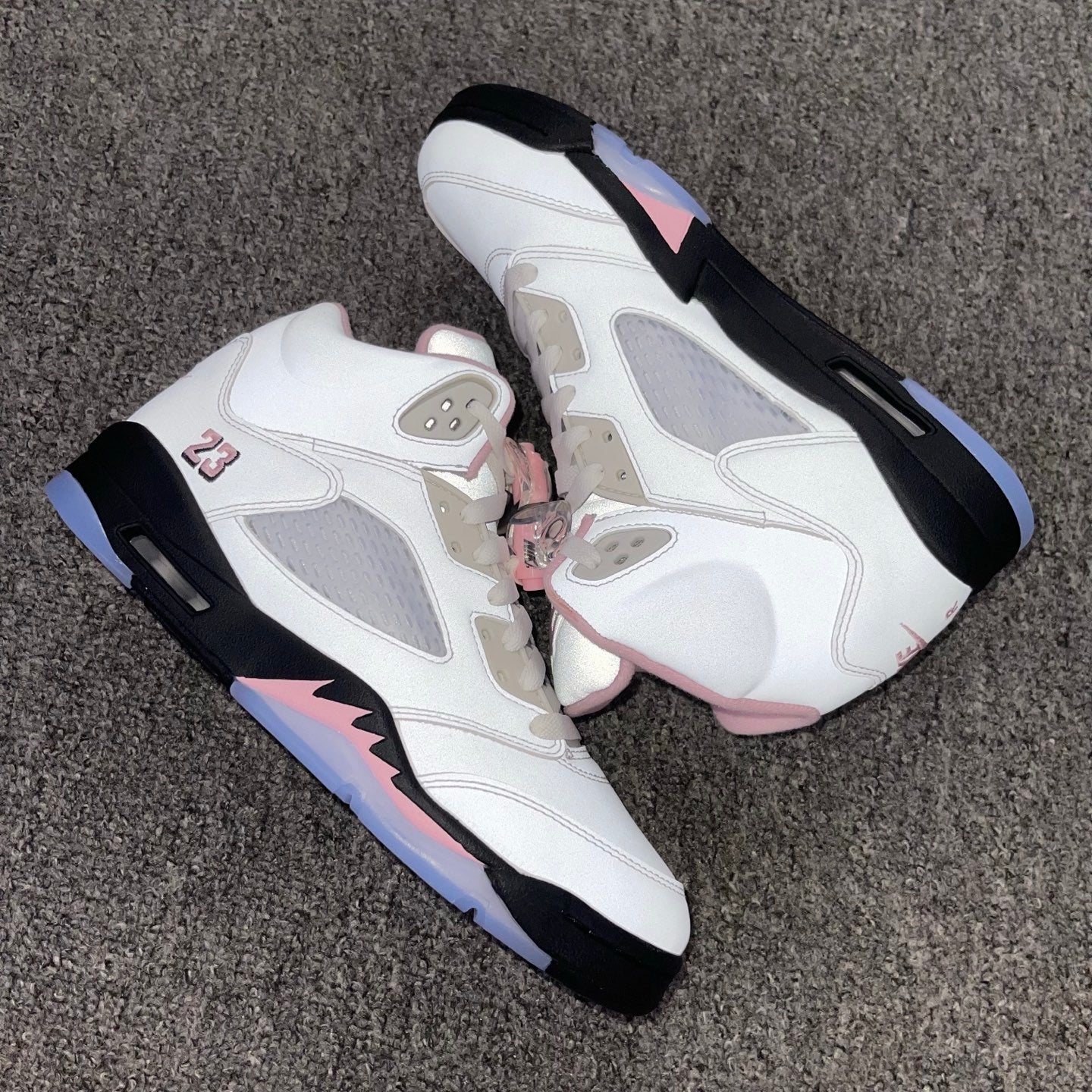 Jordan 5 Retro 'Medium Soft Pink'