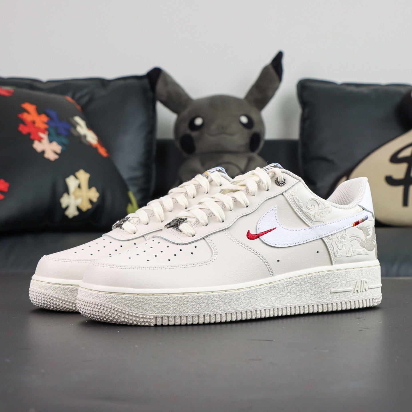Nike Air Force 1 '07 SE 'LNY'
