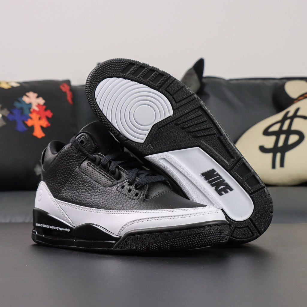 Fragment Design x Air Jordan 3 'Black/White'