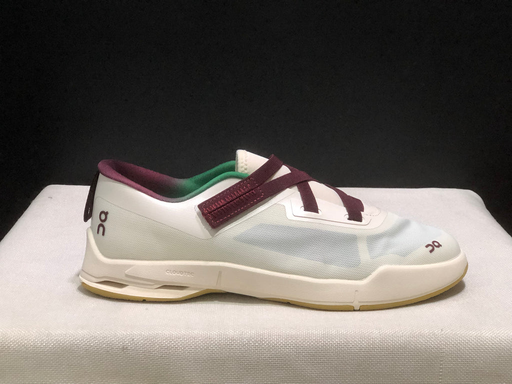 ON - CLOUDNOVA X ZENDAYA BEIGE BURGUNDY