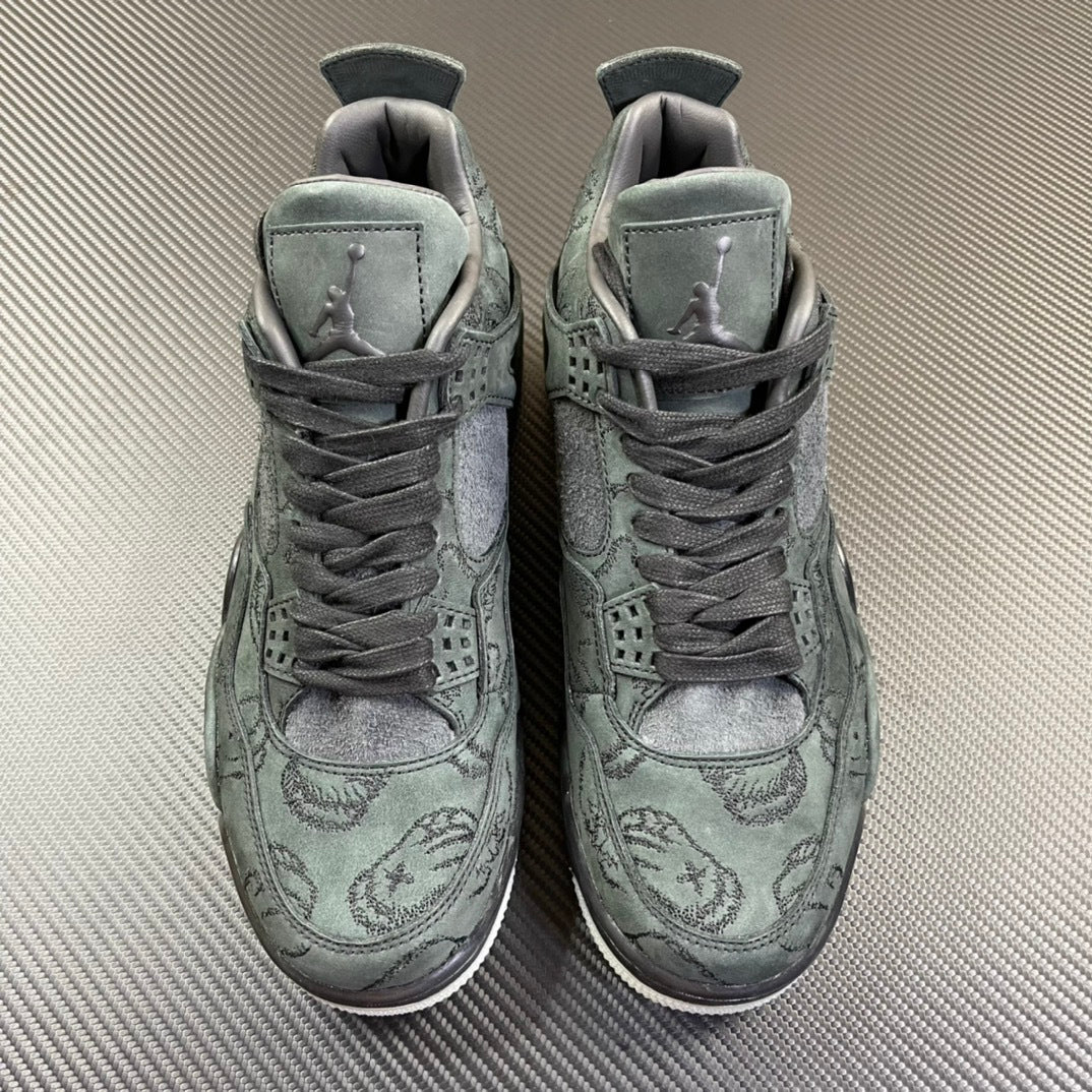 Jordan 4 Retro Kaws “Green”