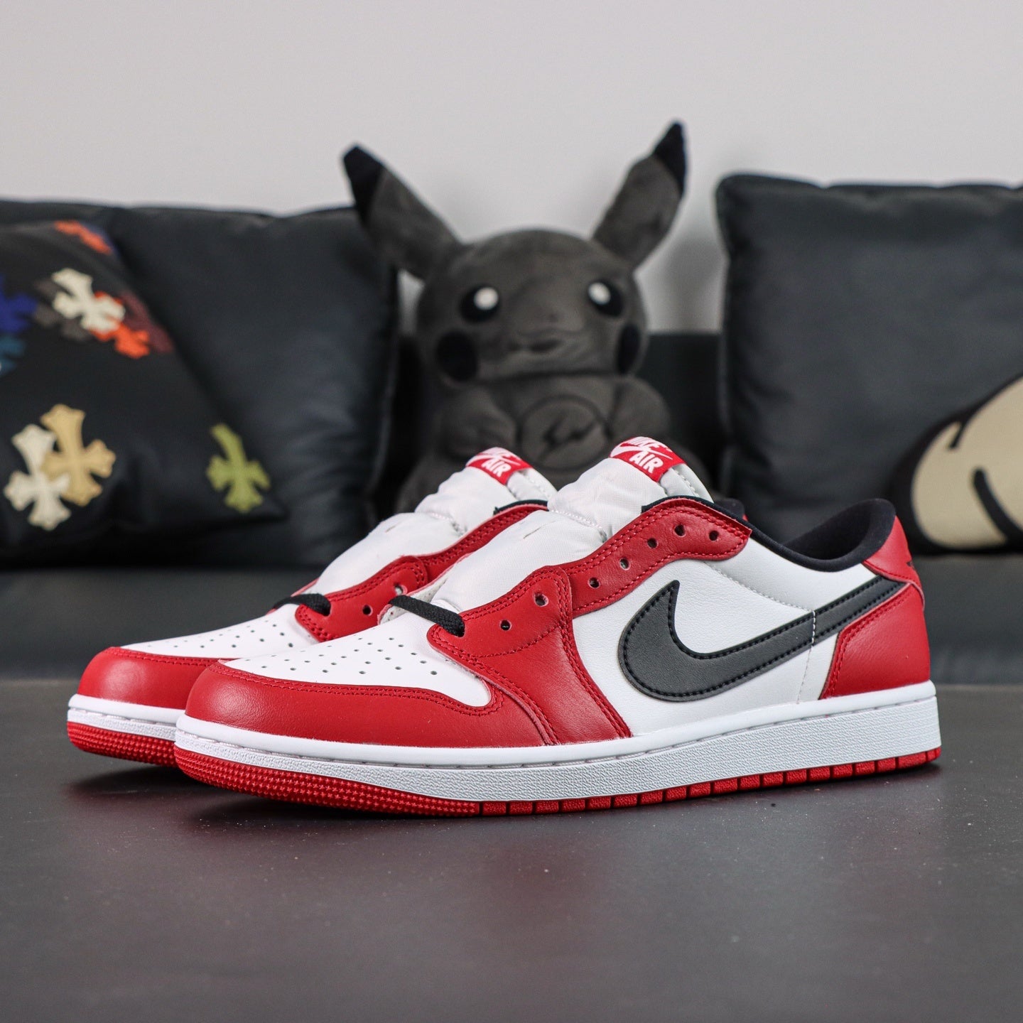 Jordan 1 Low OG 'Chicago'