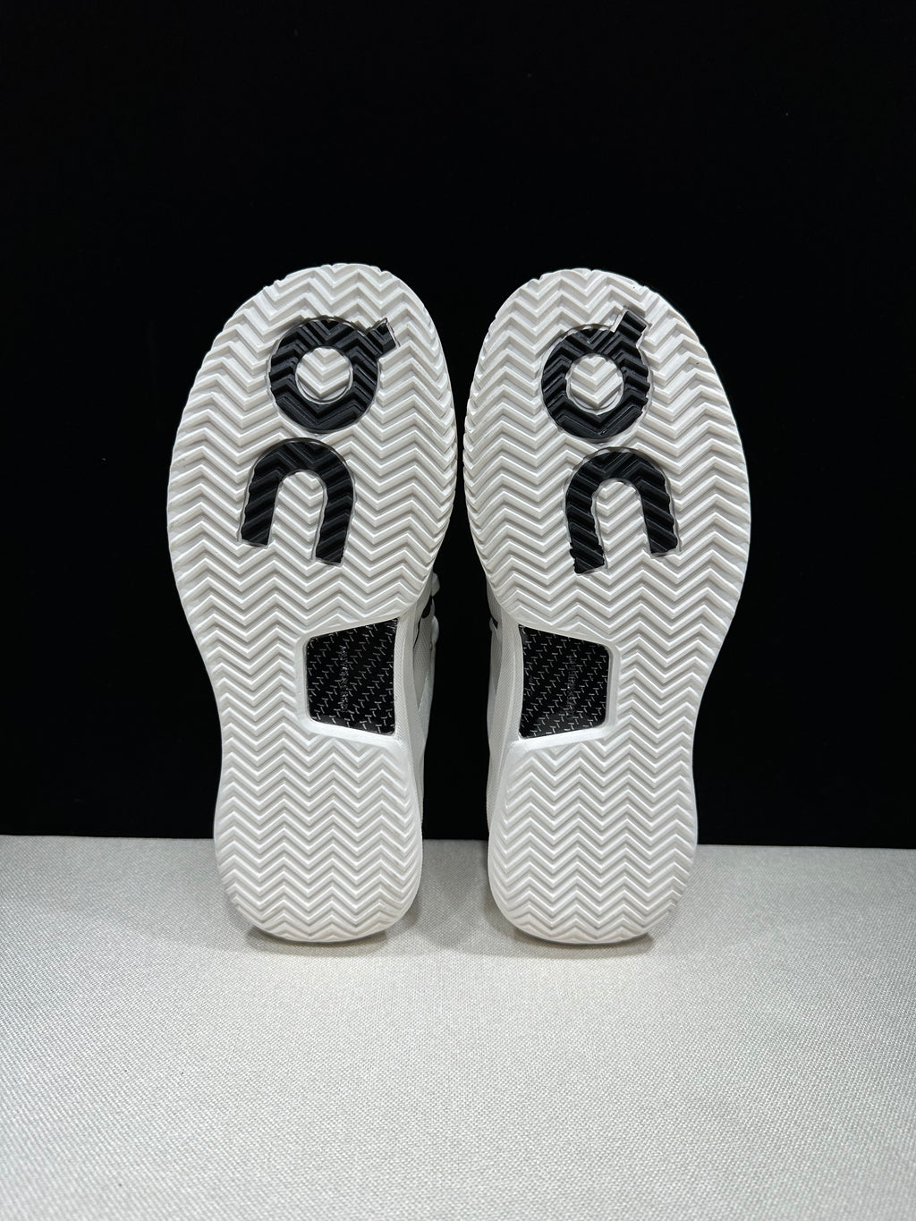 THE ROGER Pro 2 'All White'