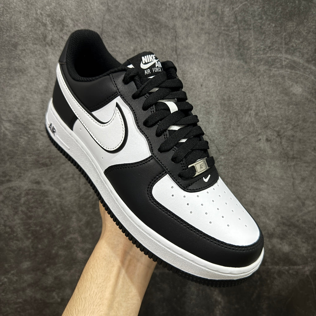 Nike Air Force 1 '07 'Panda'