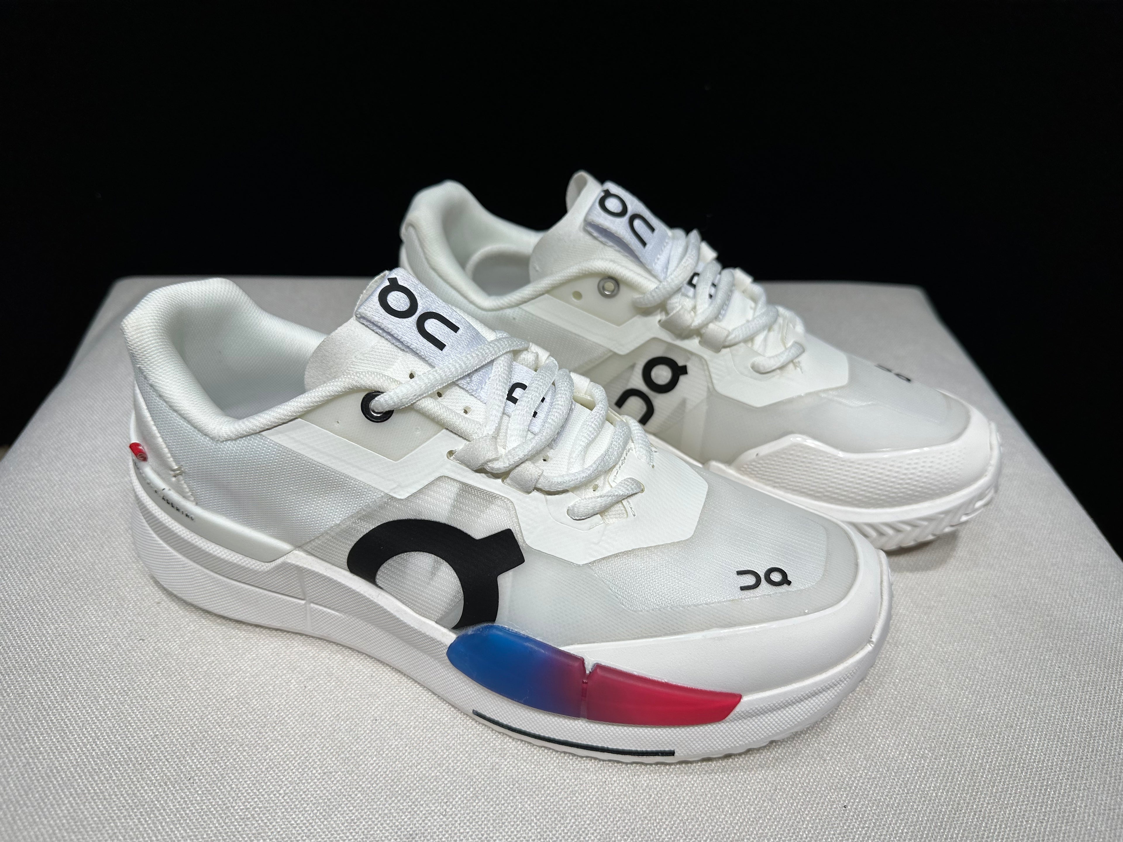 THE ROGER Pro 2 'White | Malibu'