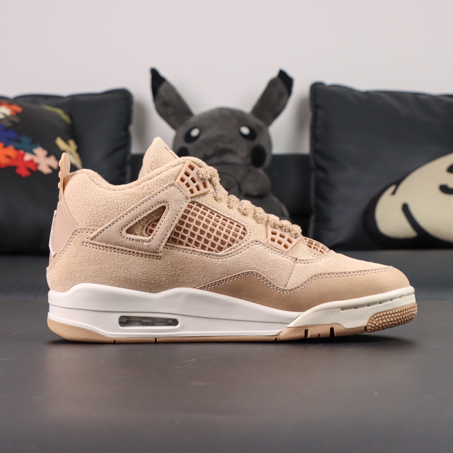 Jordan 4 'Cozy Girl'
