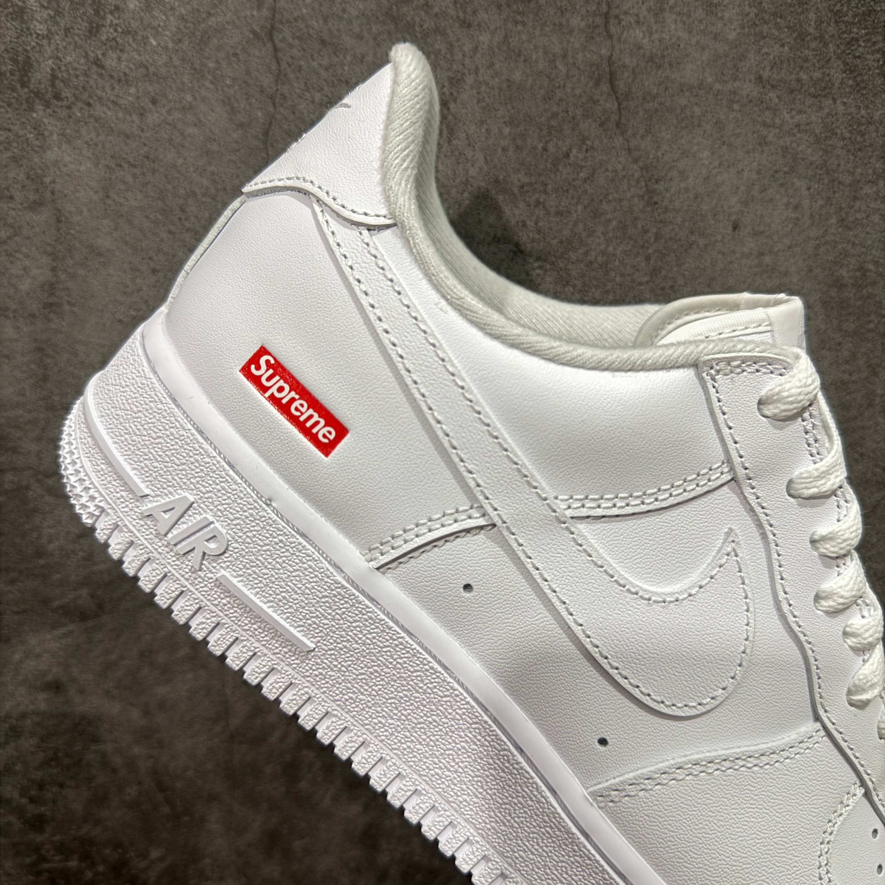 Nike Air Force 1 Low x Supreme 'Box Logo White'