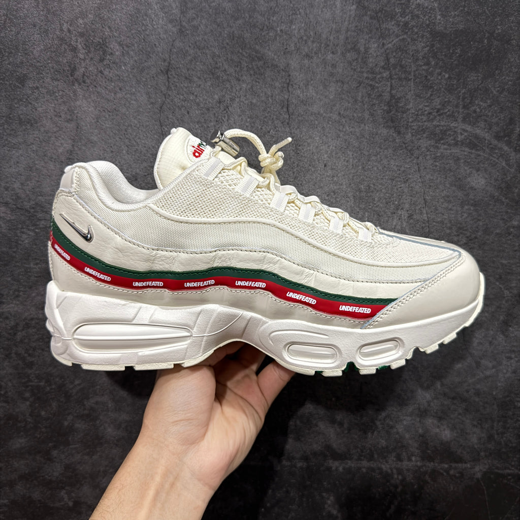 Nike Air Max 95 x Undefeated 'Sail Green Red'