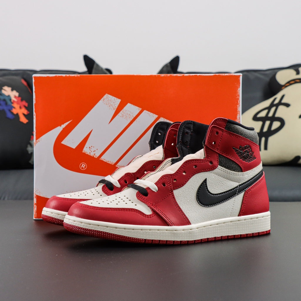 Jordan 1 Retro High OG 'Chicago Lost & Found'