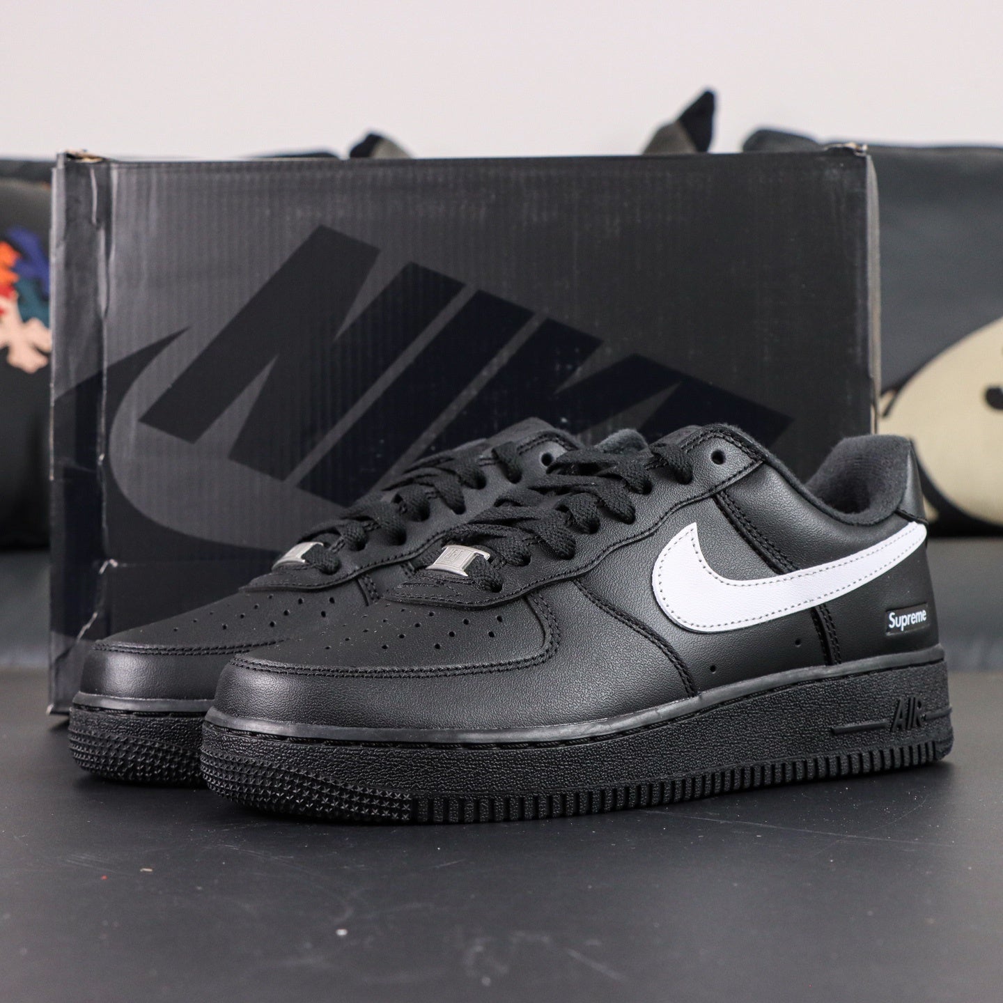 Nike Air Force 1 Low x Supreme 'Black White'