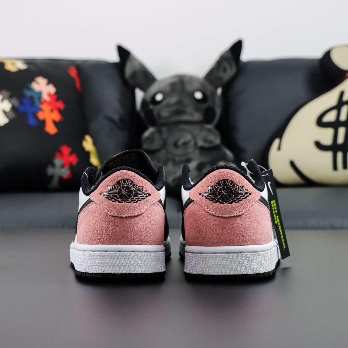 Jordan 1 Retro Low OG 'Bleached Coral'