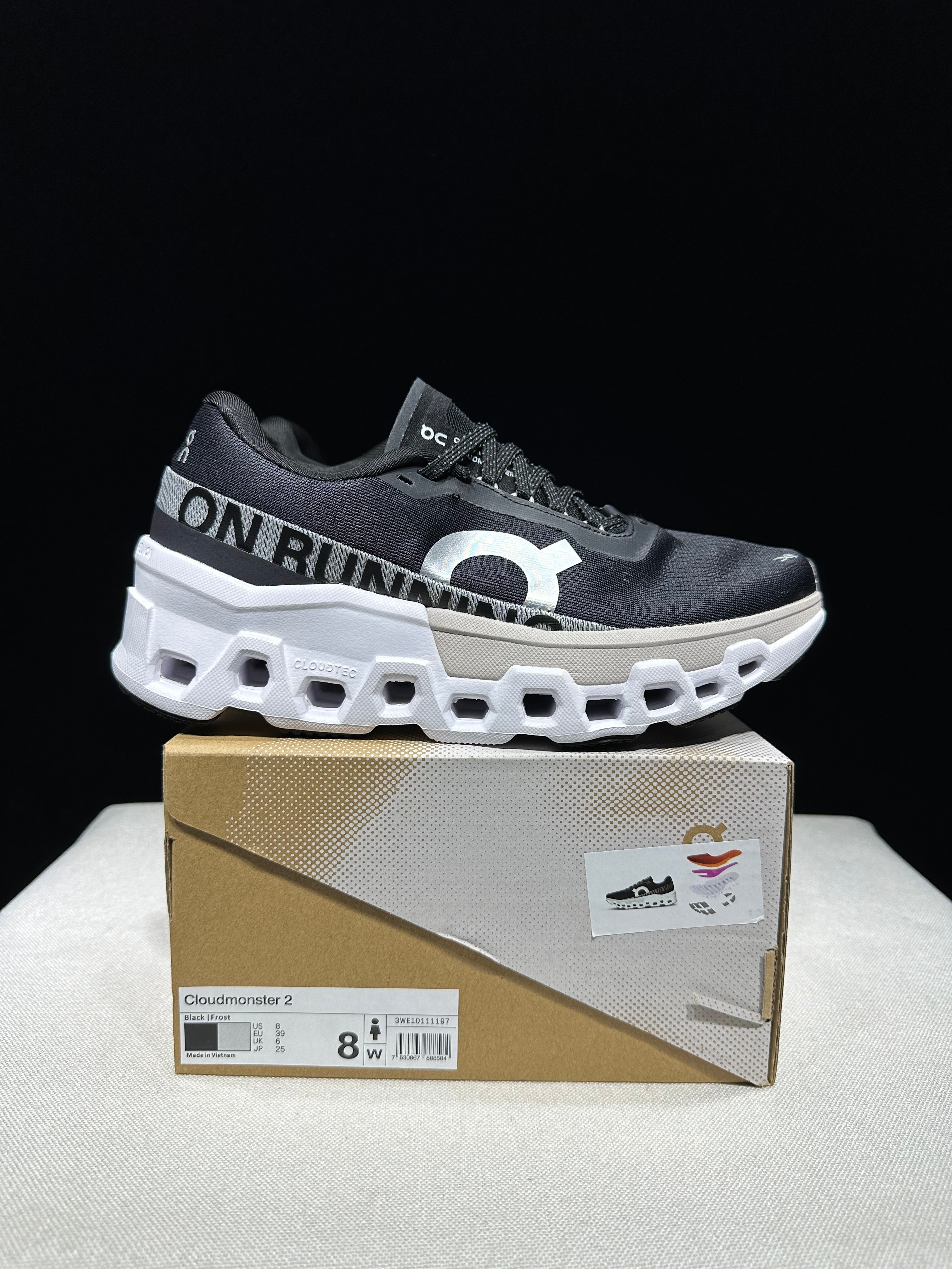 ON - Cloudmonster 2 'Black Frost'