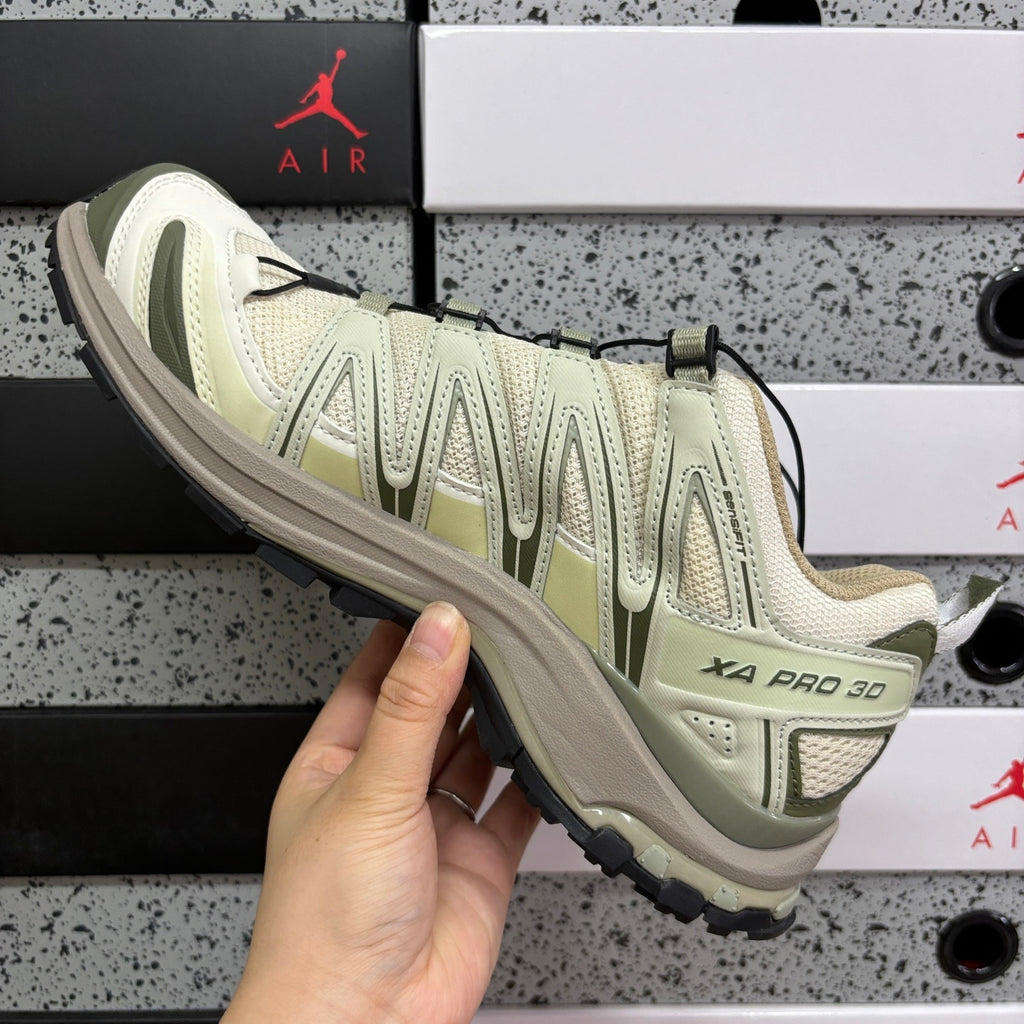 SALOMON-XA Pro 3D 'Almond Milk White Pepper'