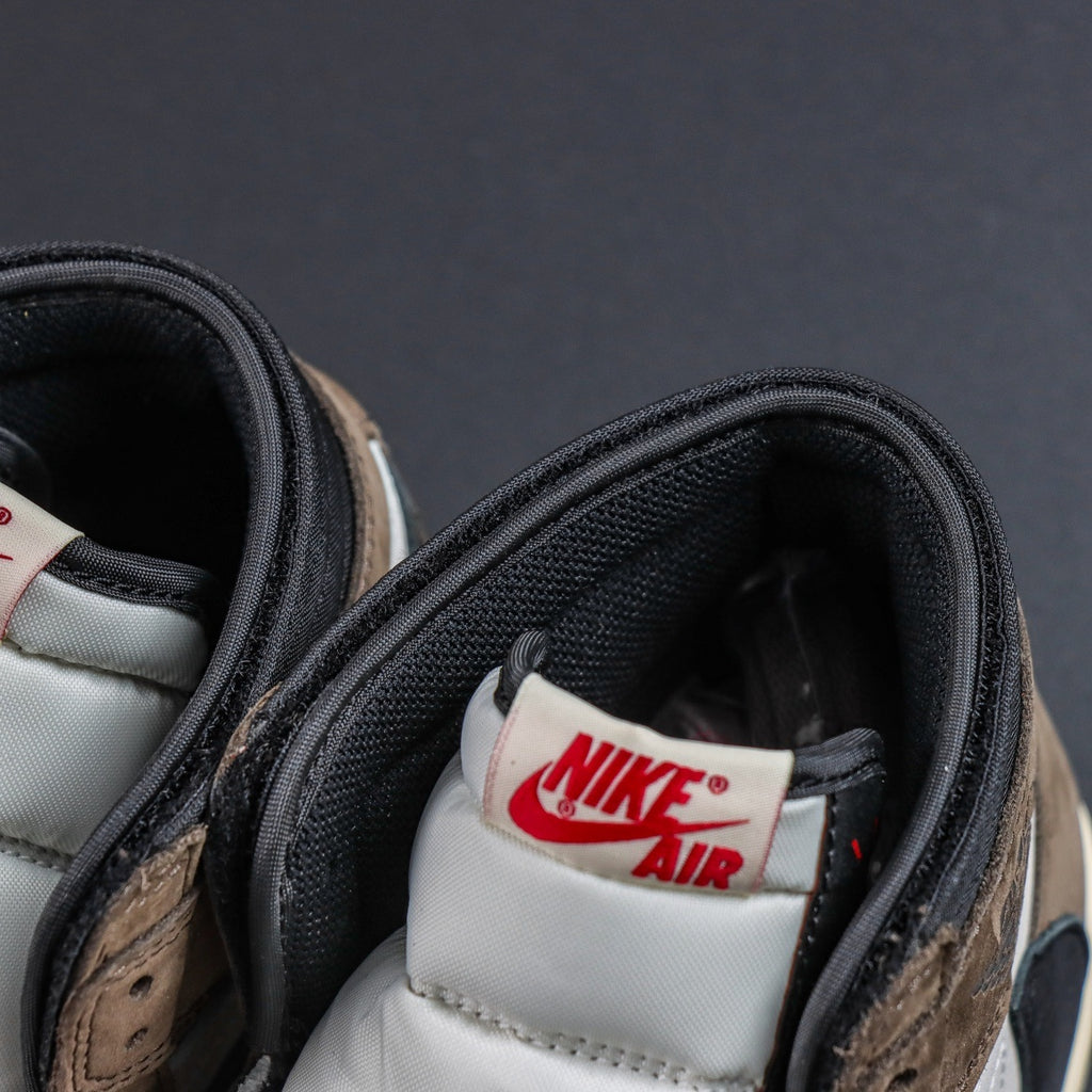 Jordan 1 Retro High OG x Travis Scott 'Mocha'