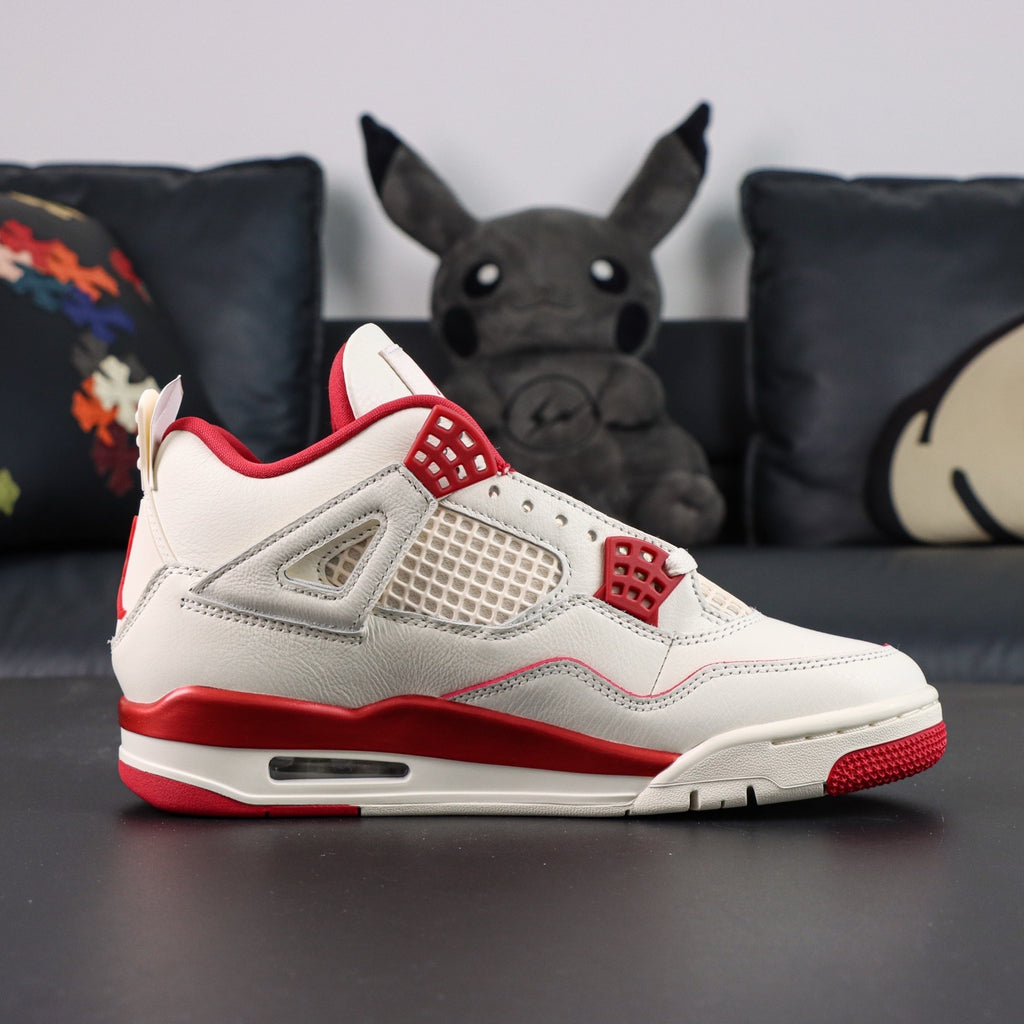 Jordan 4 Retro 'Valentine's Day'
