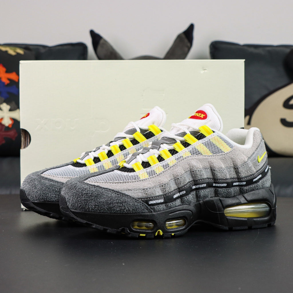 Nike Air Max 95 x Undefeated 'Geo Shanghai'