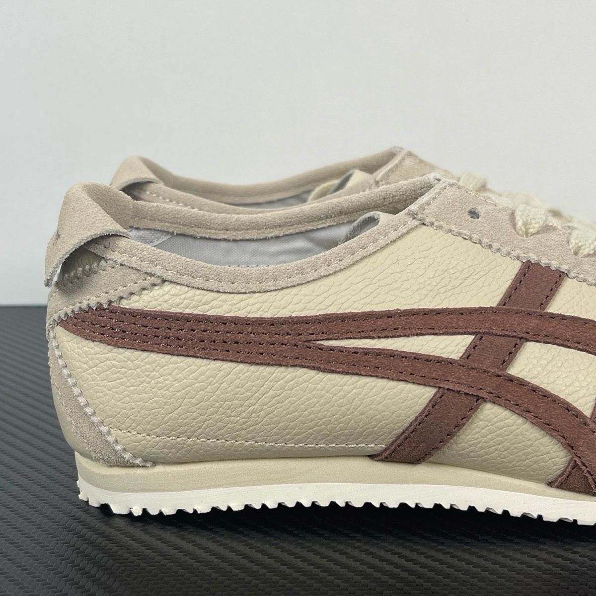 Onitsuka Tiger Mexico 66 Vintage 'Beige Brown'