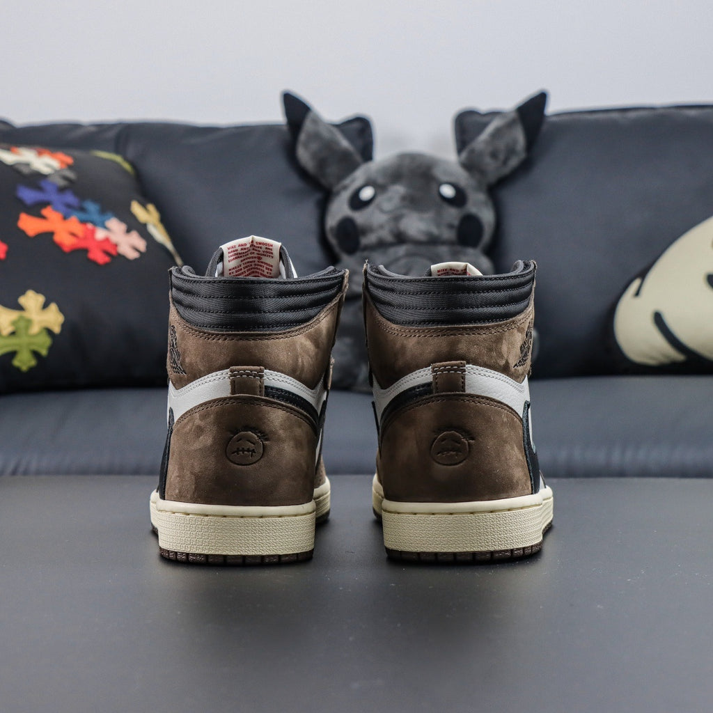 Jordan 1 Retro High OG x Travis Scott 'Mocha'
