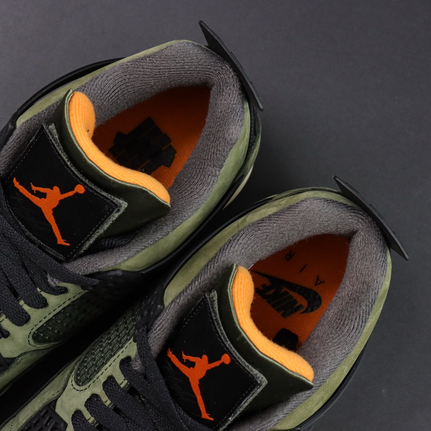 Jordan 4 Retro x UNDEFEATED