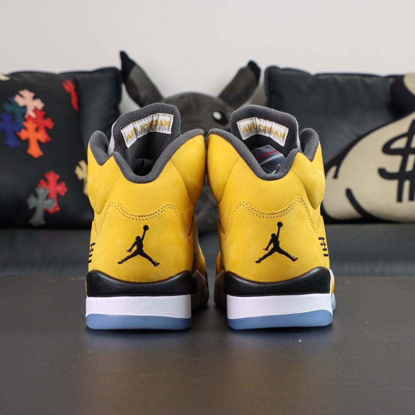 Jordan 5 'Tokyo' 2025