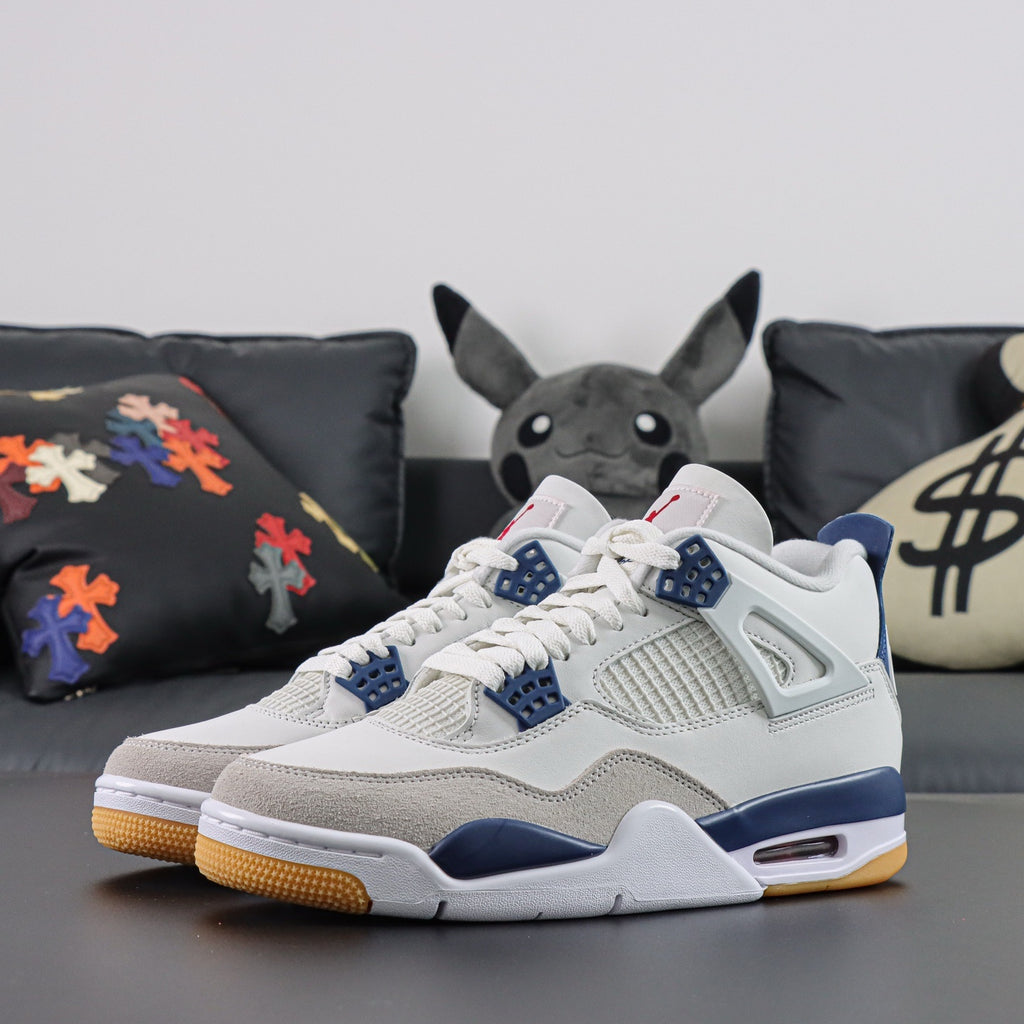 Jordan 4 Retro SB 'White Navy'