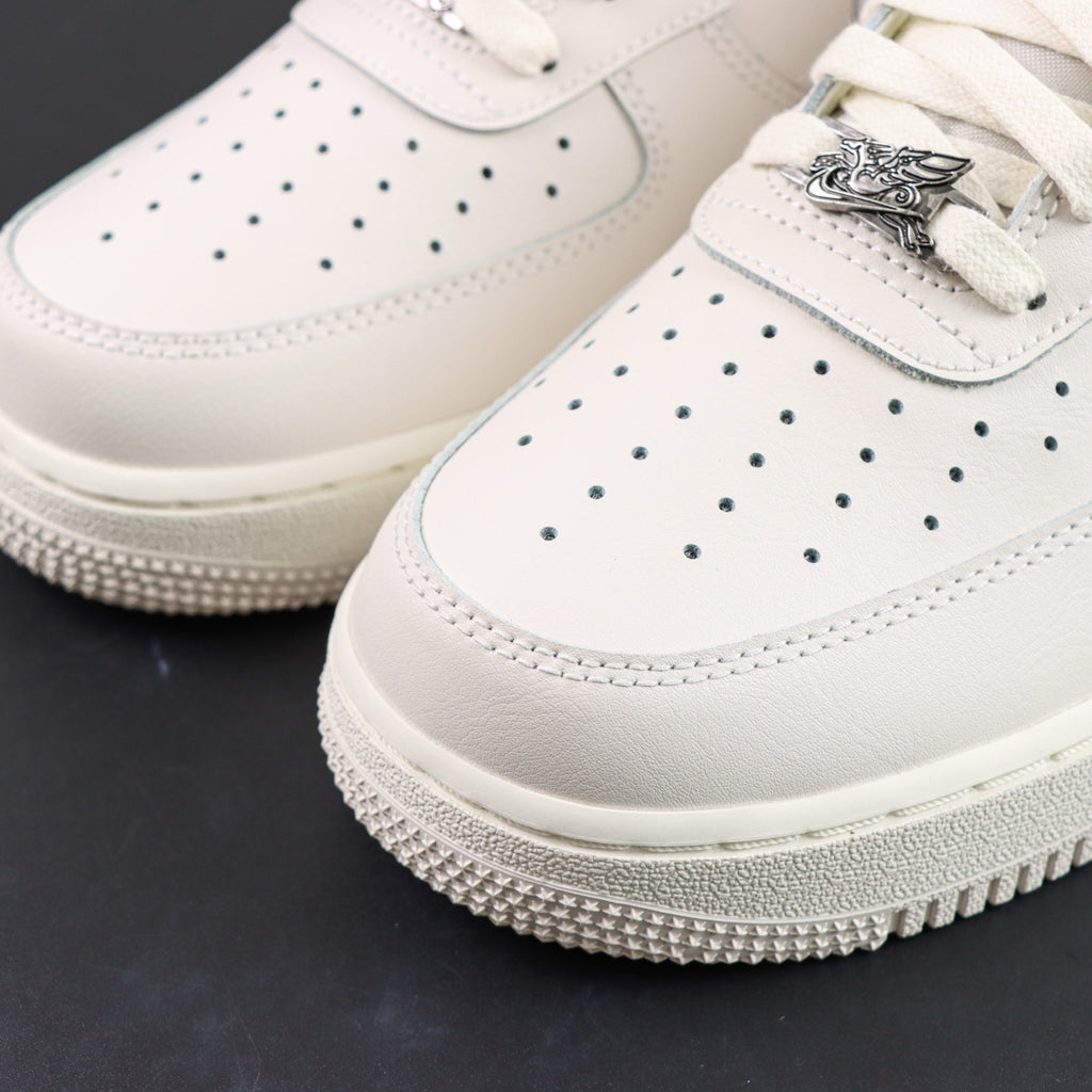 Nike Air Force 1 '07 SE 'LNY'