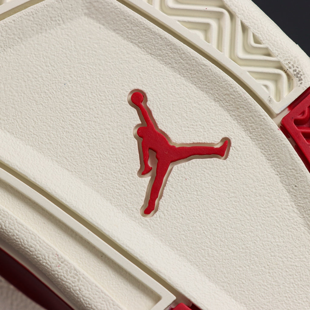 Jordan 4 Retro 'Valentine's Day'