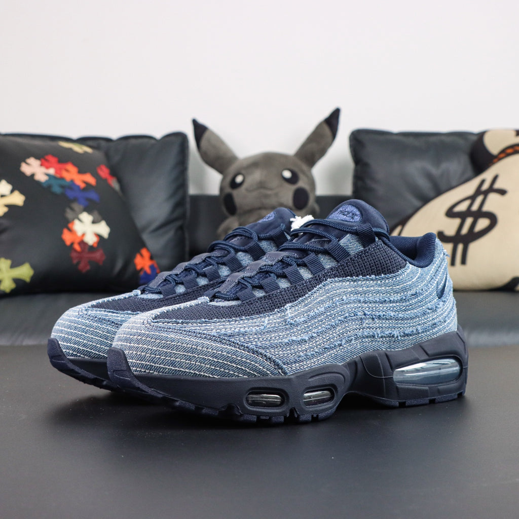 Nike Air Max 95 x Levi's® 'Obsidian'