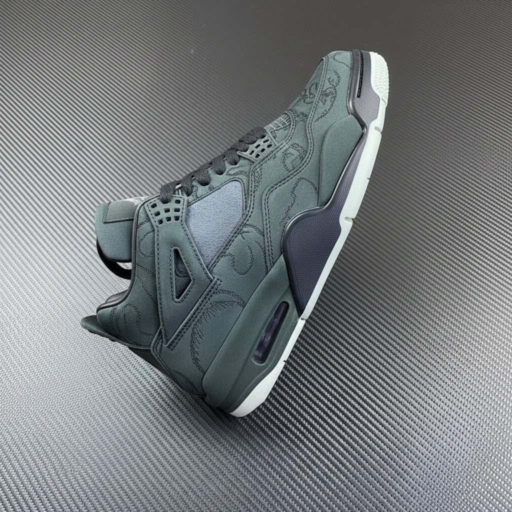 Jordan 4 Retro Kaws “Green”