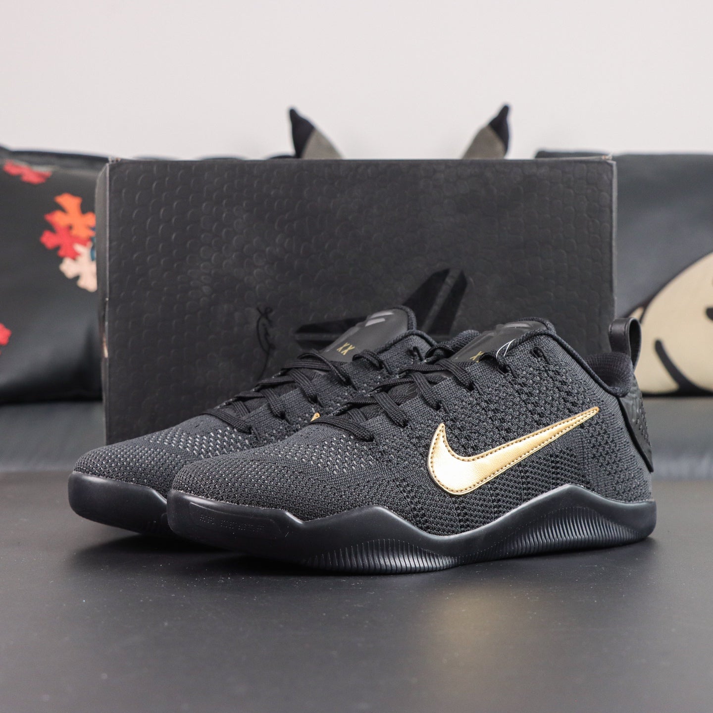 Kobe 11 Protro Fade to Black