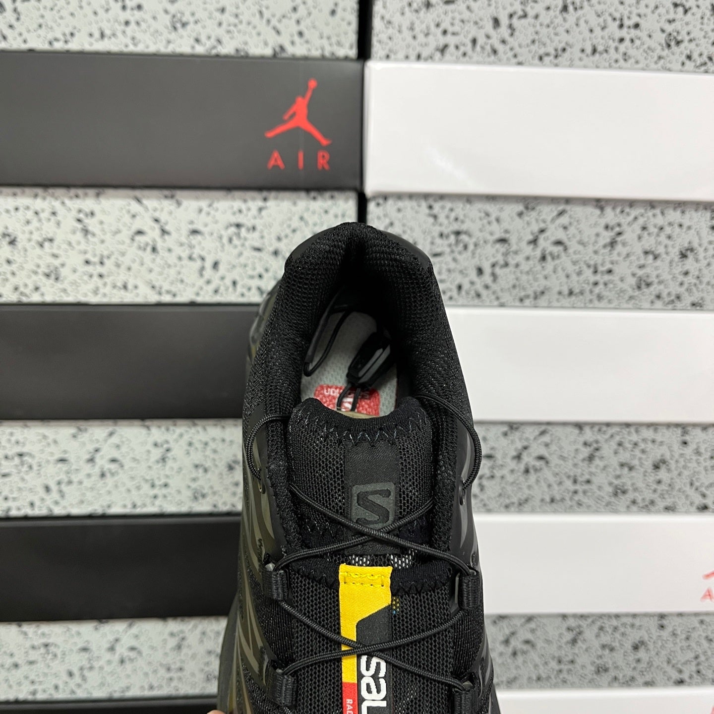 SALOMON-XT-6 'Black Phantom'