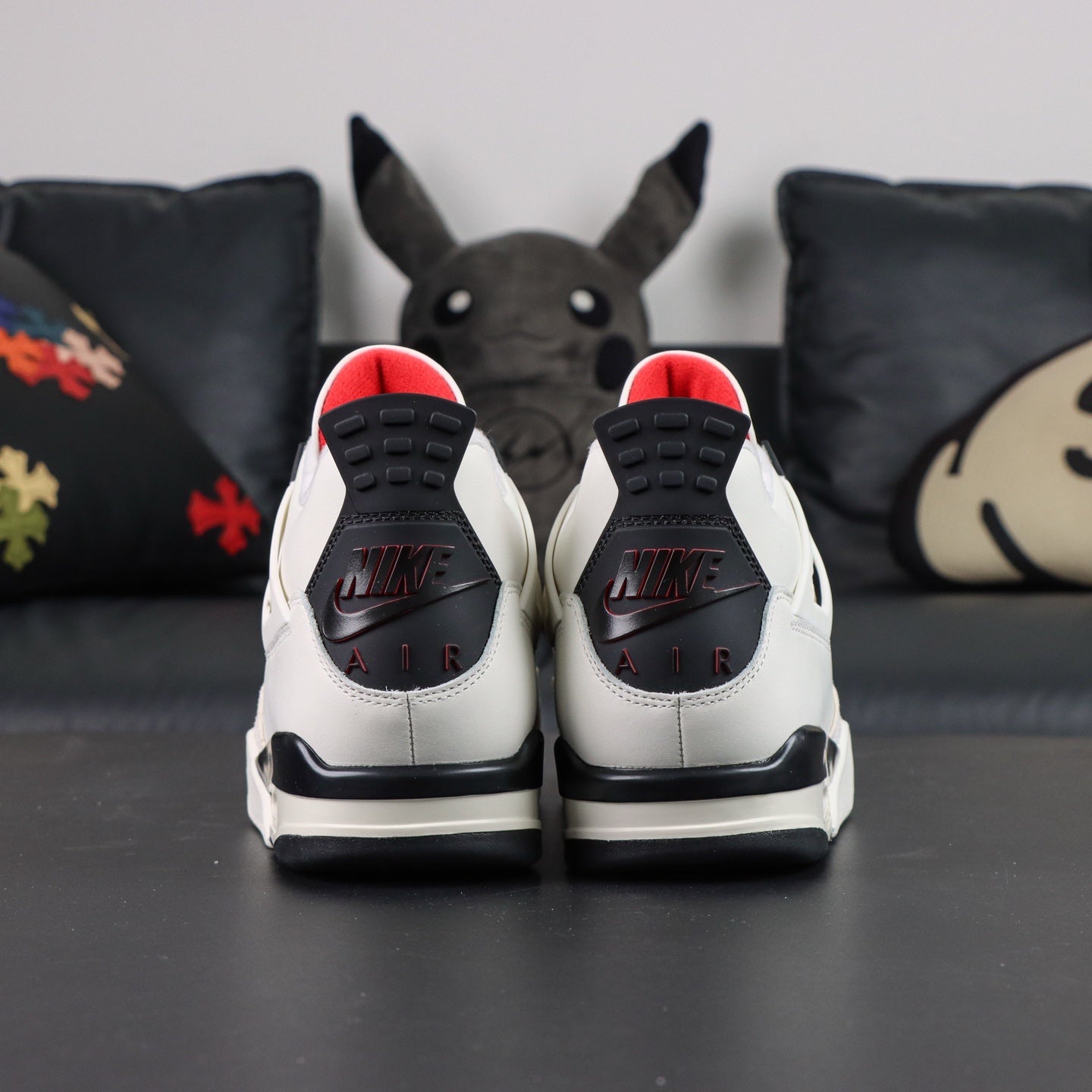 Jordan 4 Retro 'Flight Club'