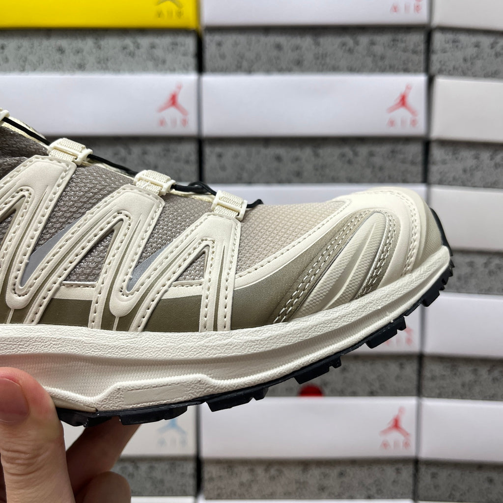 SALOMON-XA Pro 3D 'Stone Gray Almond Milk'