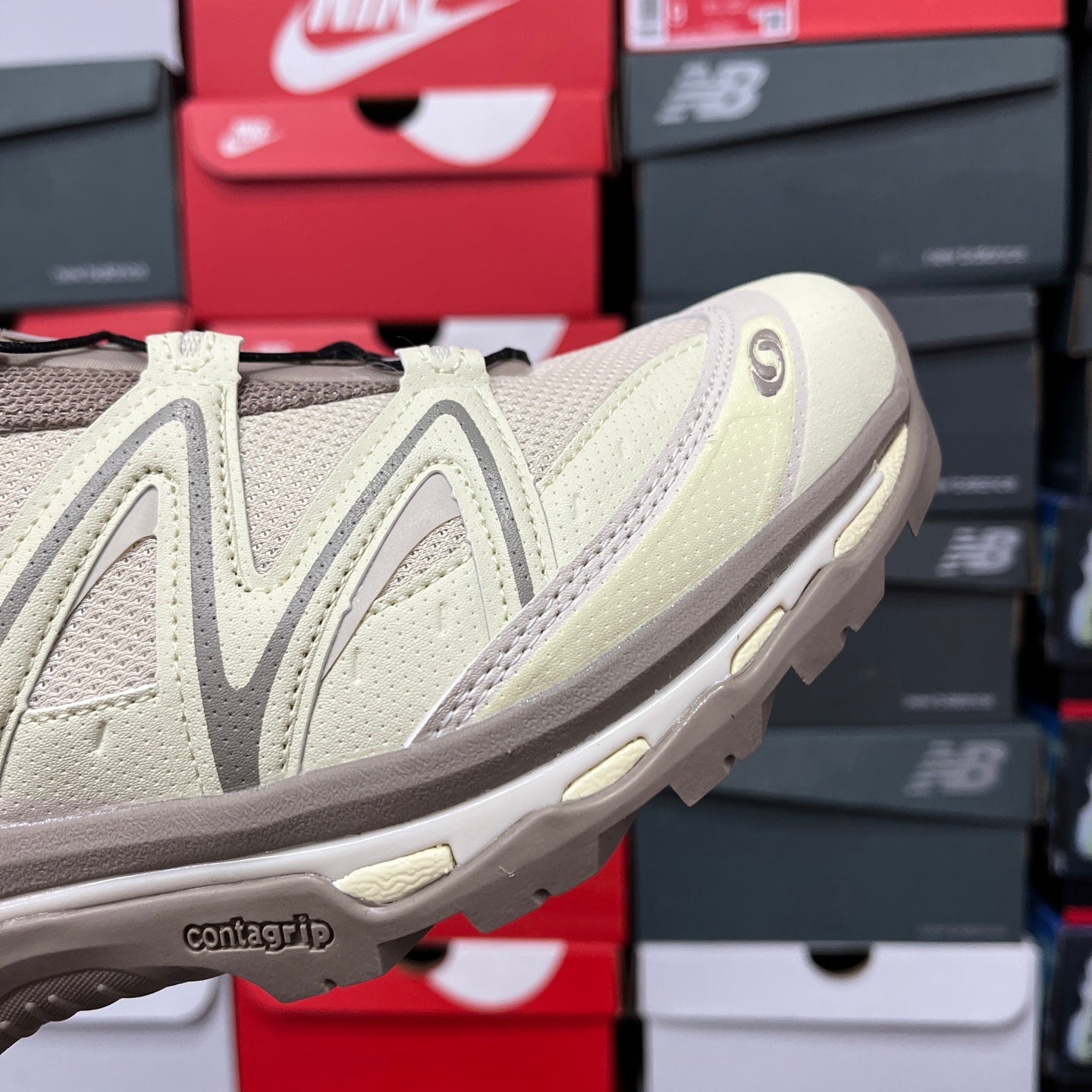 SALOMON-XT-Quest GTX 'Almond Milk Aloe Wash'