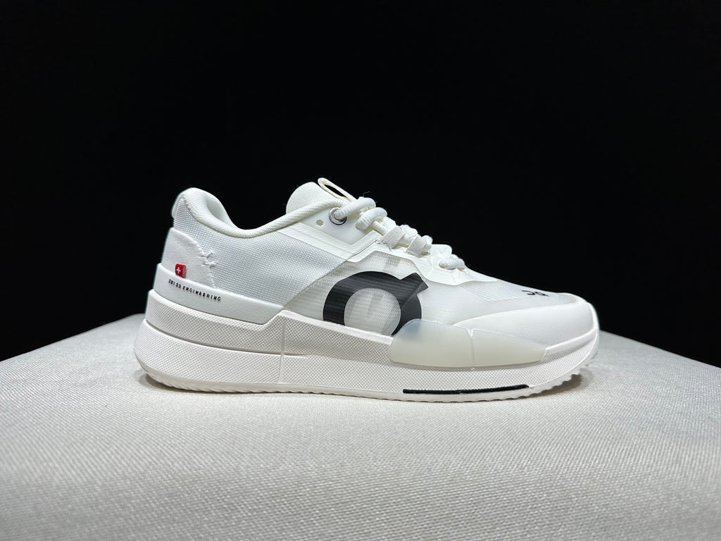 THE ROGER Pro 2 'All White'