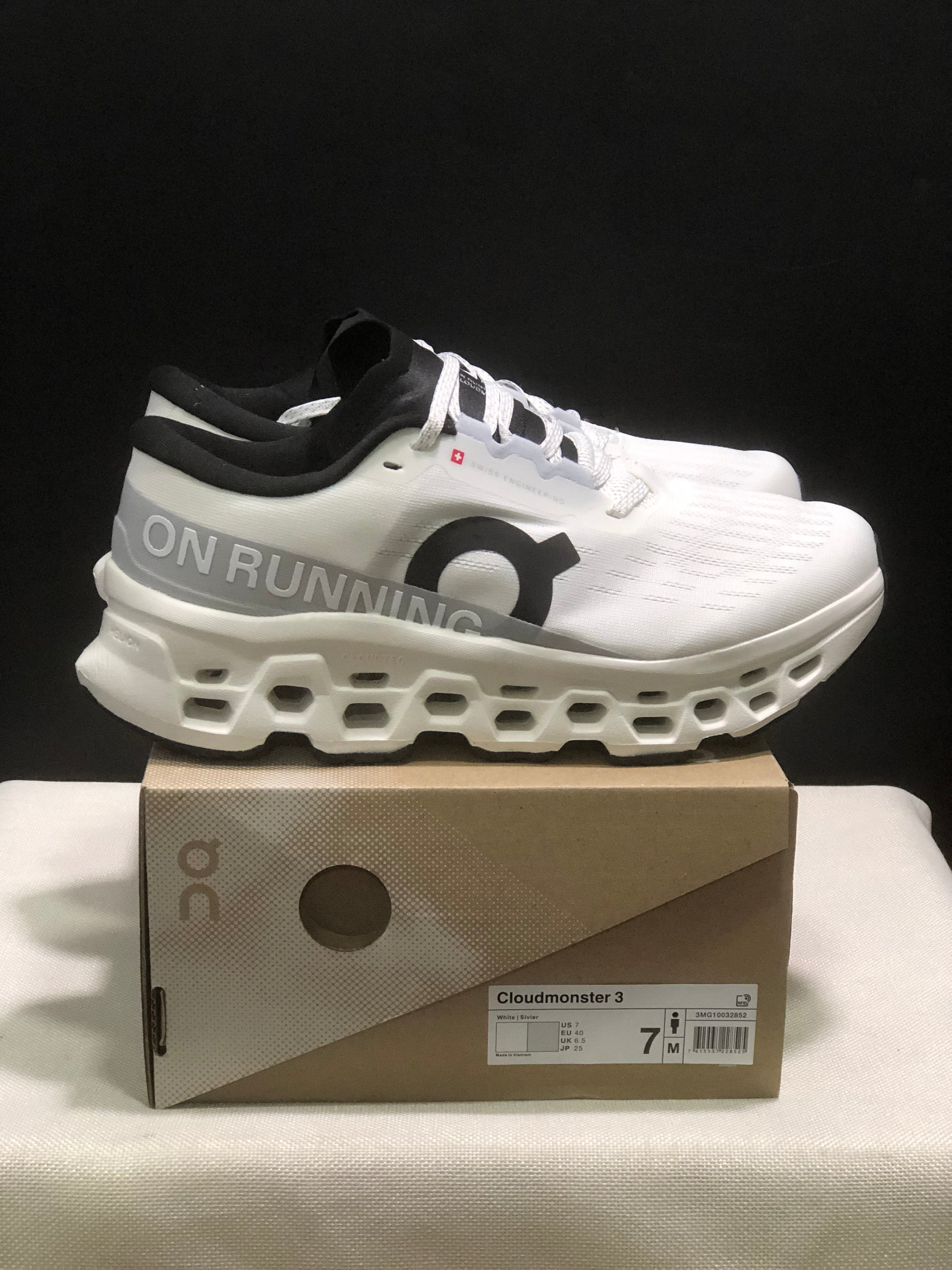 ON - Cloundmonster 3 'White | White'