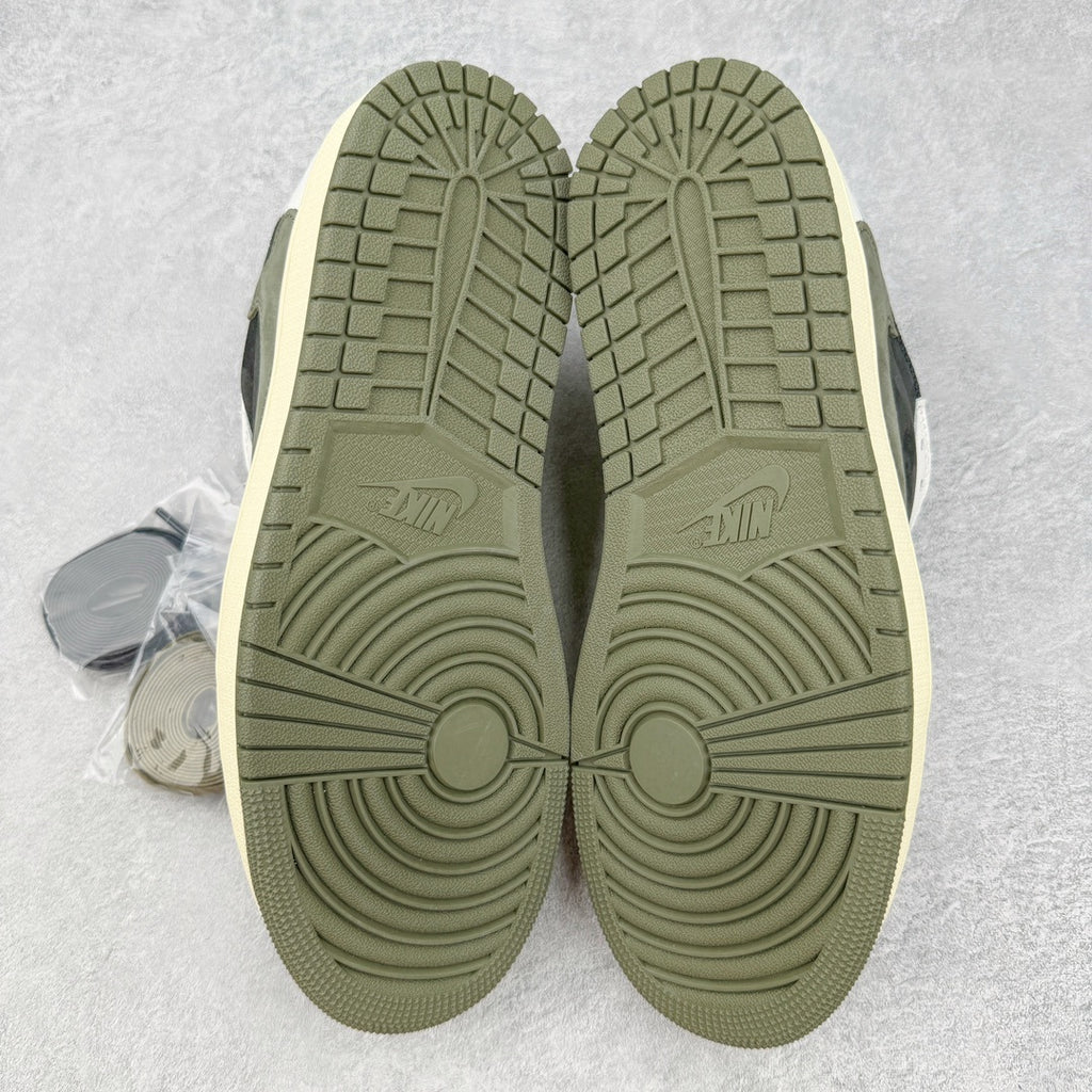 Jordan 1 Retro Low OG SP x Travis Scott 'Olive'