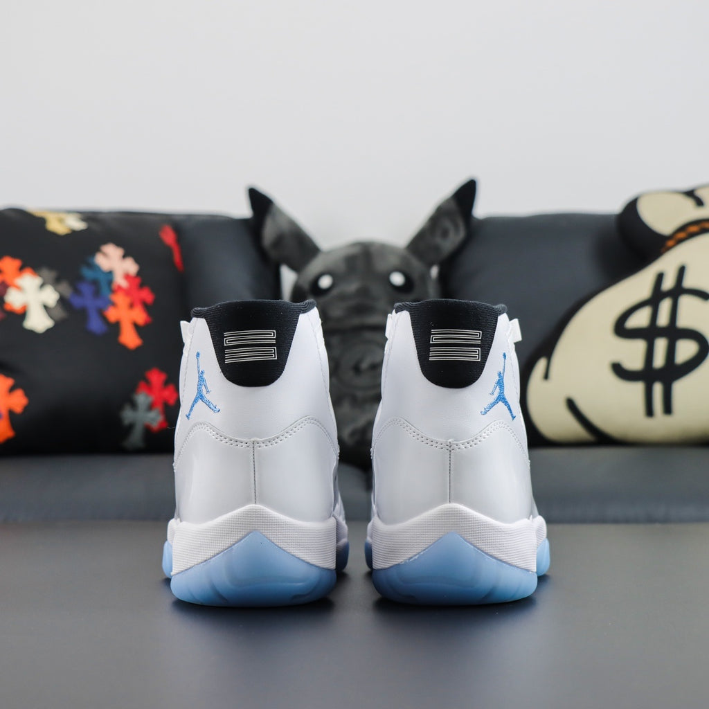 Jordan 11 Retro 'Legend Blue'