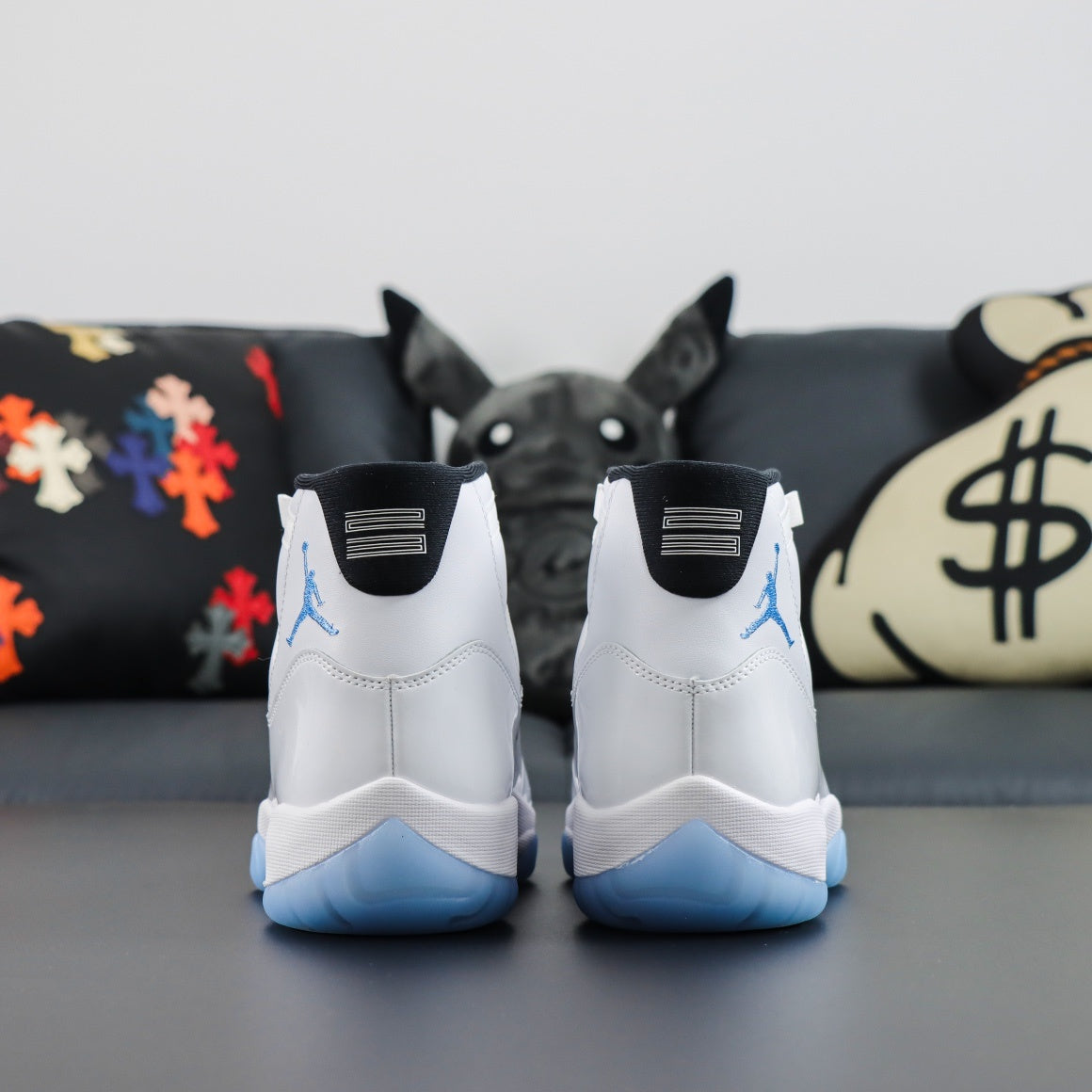 Jordan 11 Retro 'Legend Blue'