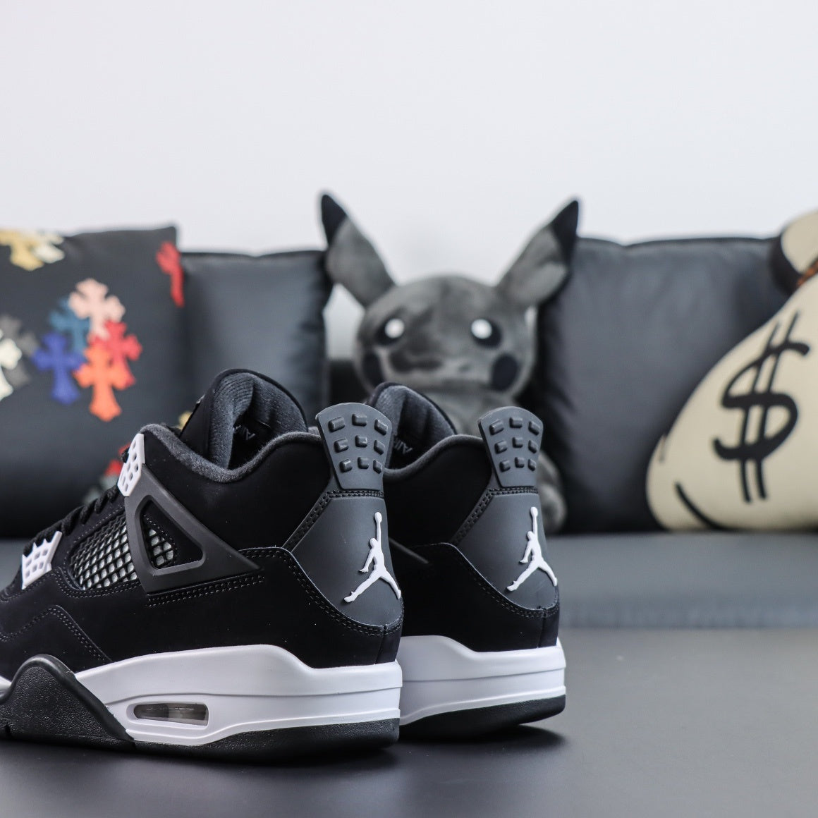 Jordan 4 Retro 'White Thunder'